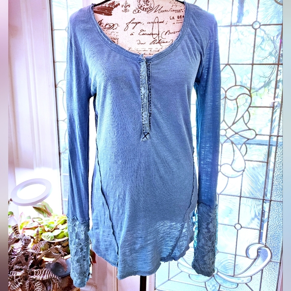 Free People FINAL MARKDOWN Funky Long Sleeve Top Dusty Turquoise Large - Picture 1 of 8